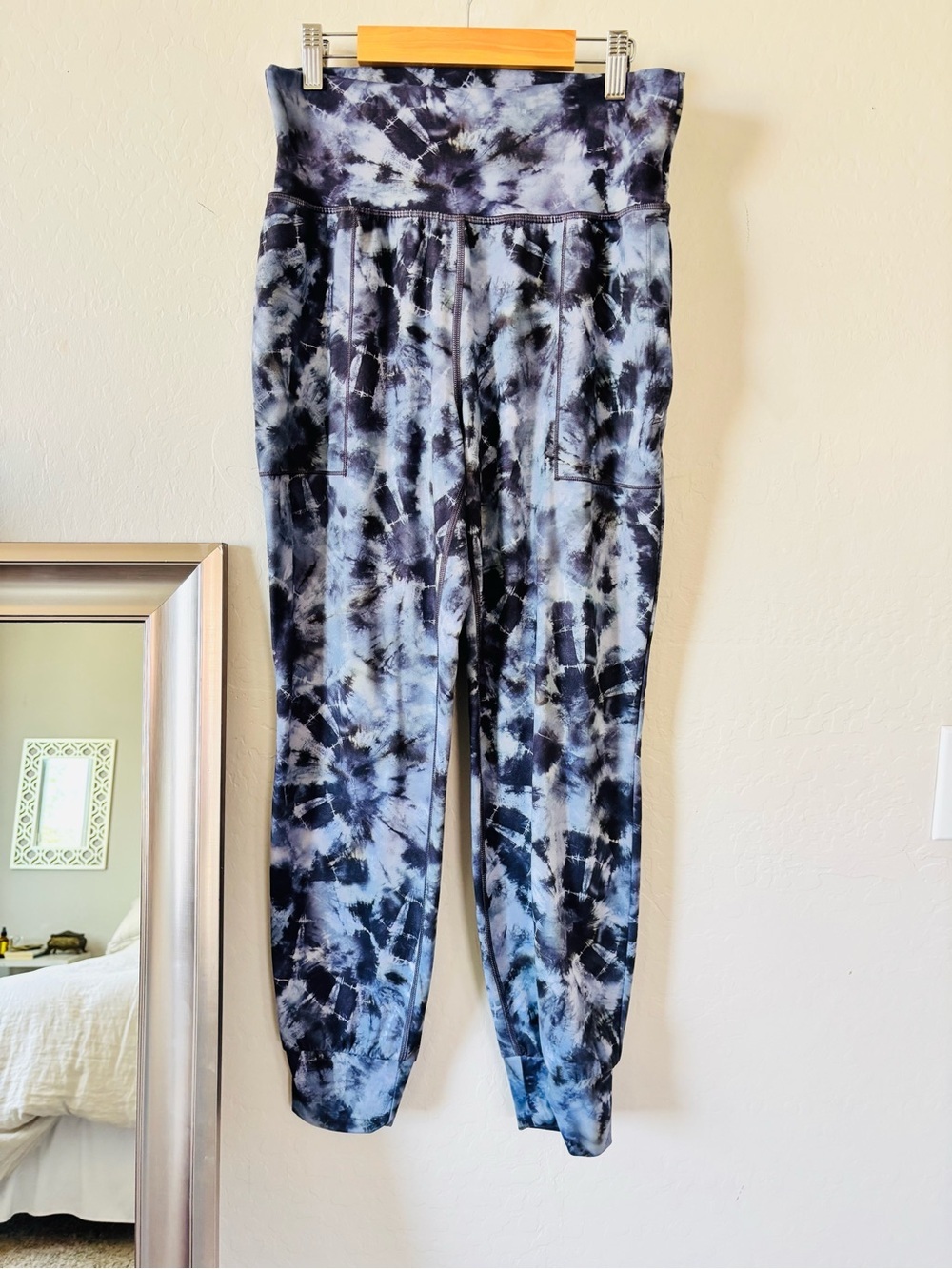 Athleta tie-Dye Jogger Pants - Blue/Black - Picture 2 of 11